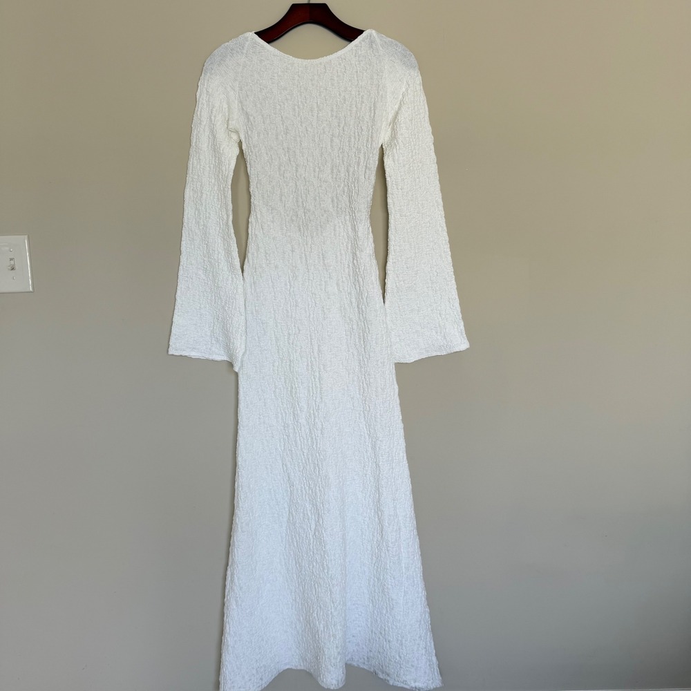 Ronny Kobo Textured Bell Sleeve Maxi Dress M Lightweight Stretch Open Back